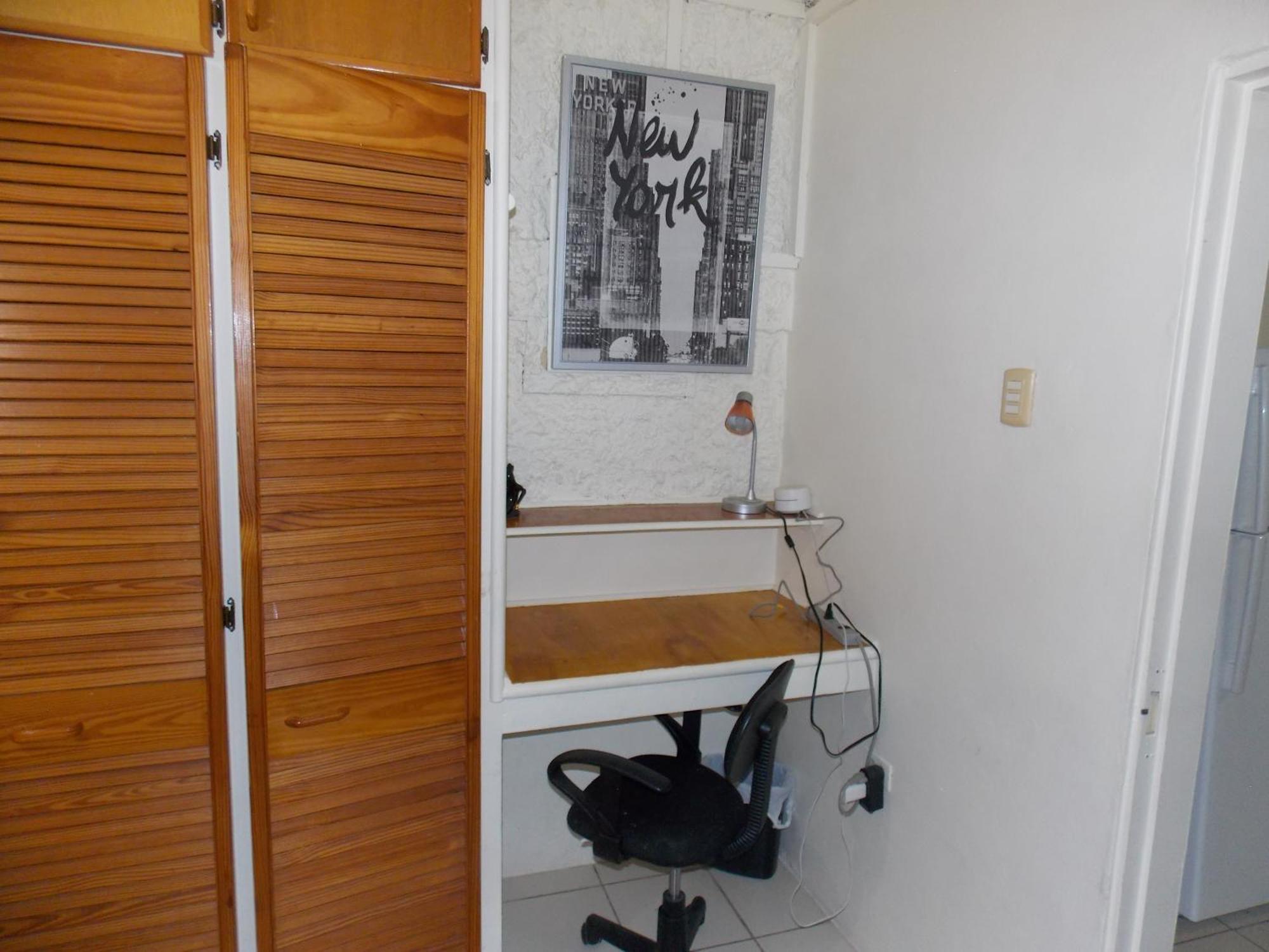 Stewart Apt- Trincity, Airport, Washer, Dryer, Office, Cable , Wifi Værelse billede