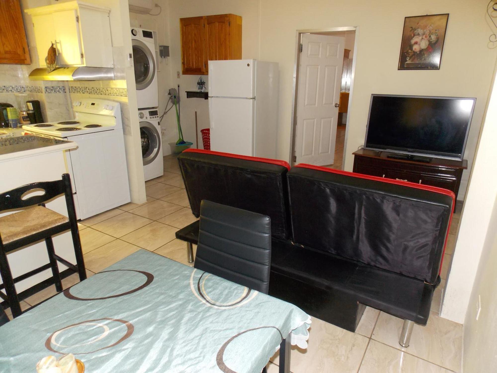 Stewart Apt- Trincity, Airport, Washer, Dryer, Office, Cable , Wifi Eksteriør billede